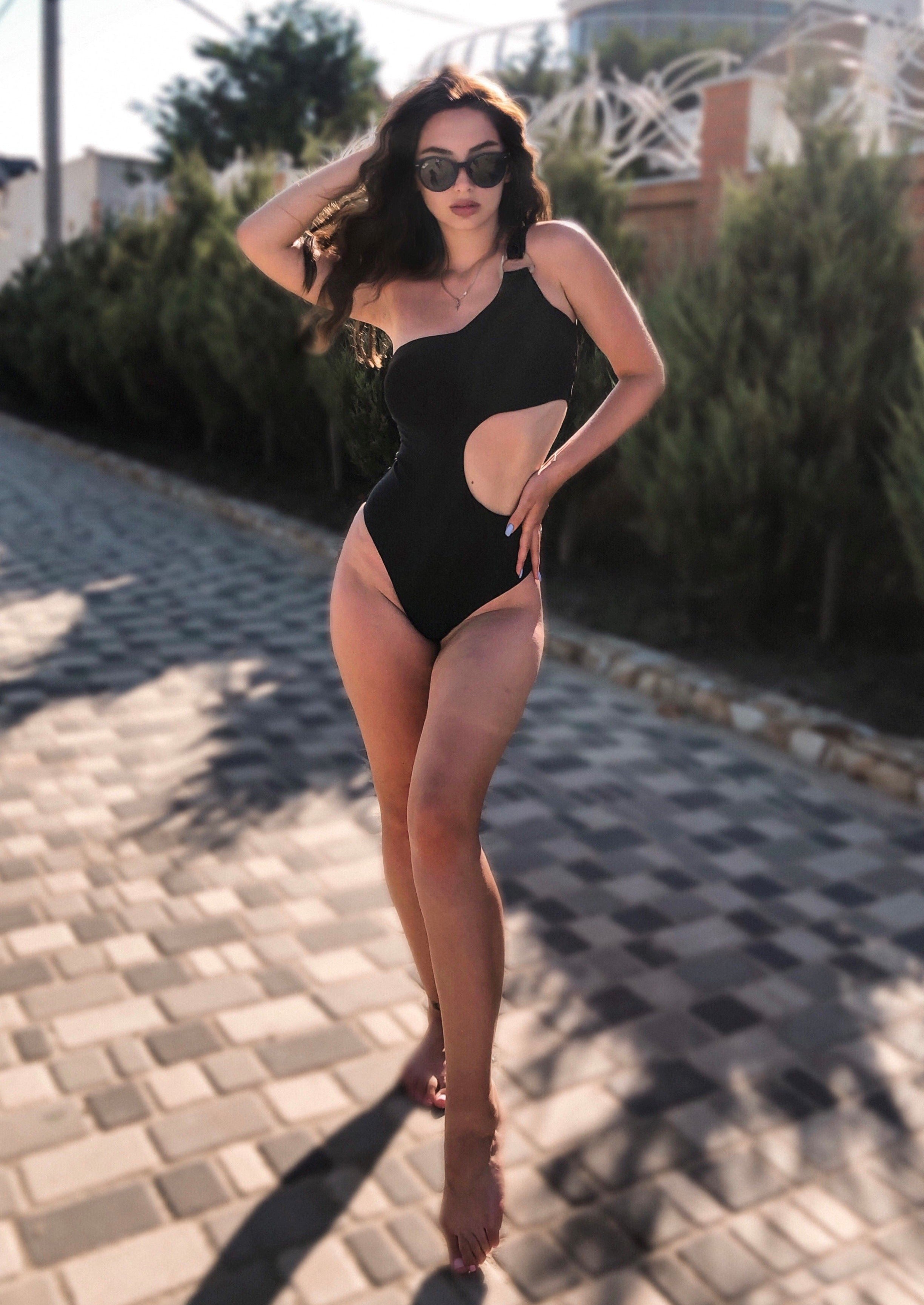 Black One Shoulder Ring Hollow-Out Monokini - LEPITON